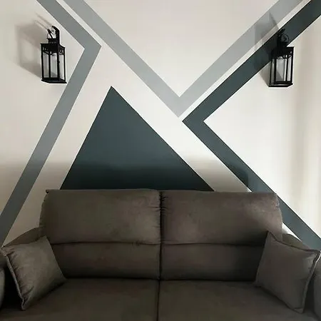 Tiny House Apartment *